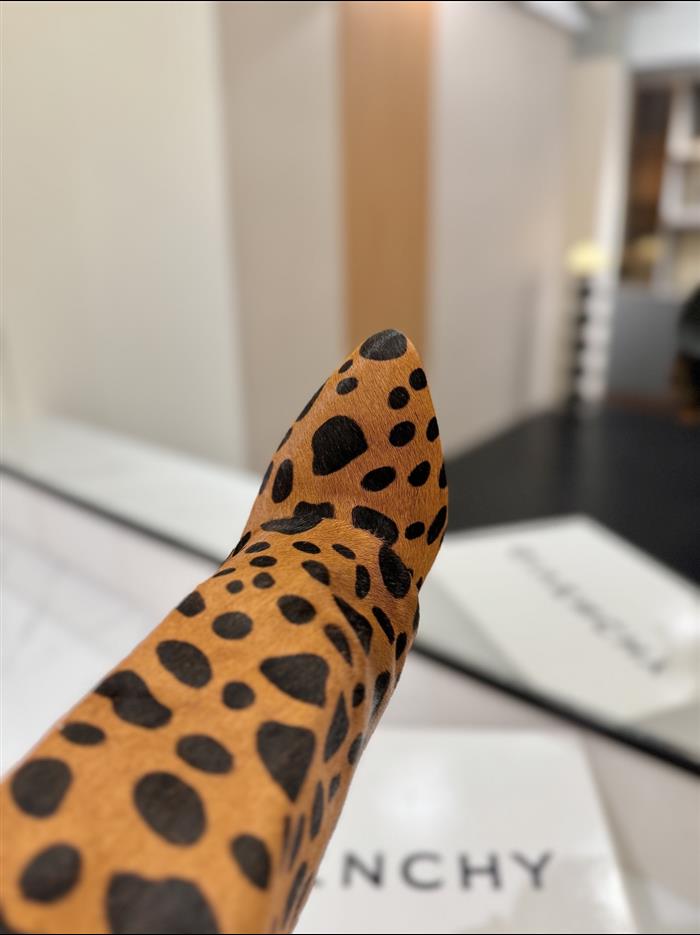 2025112817445164 750